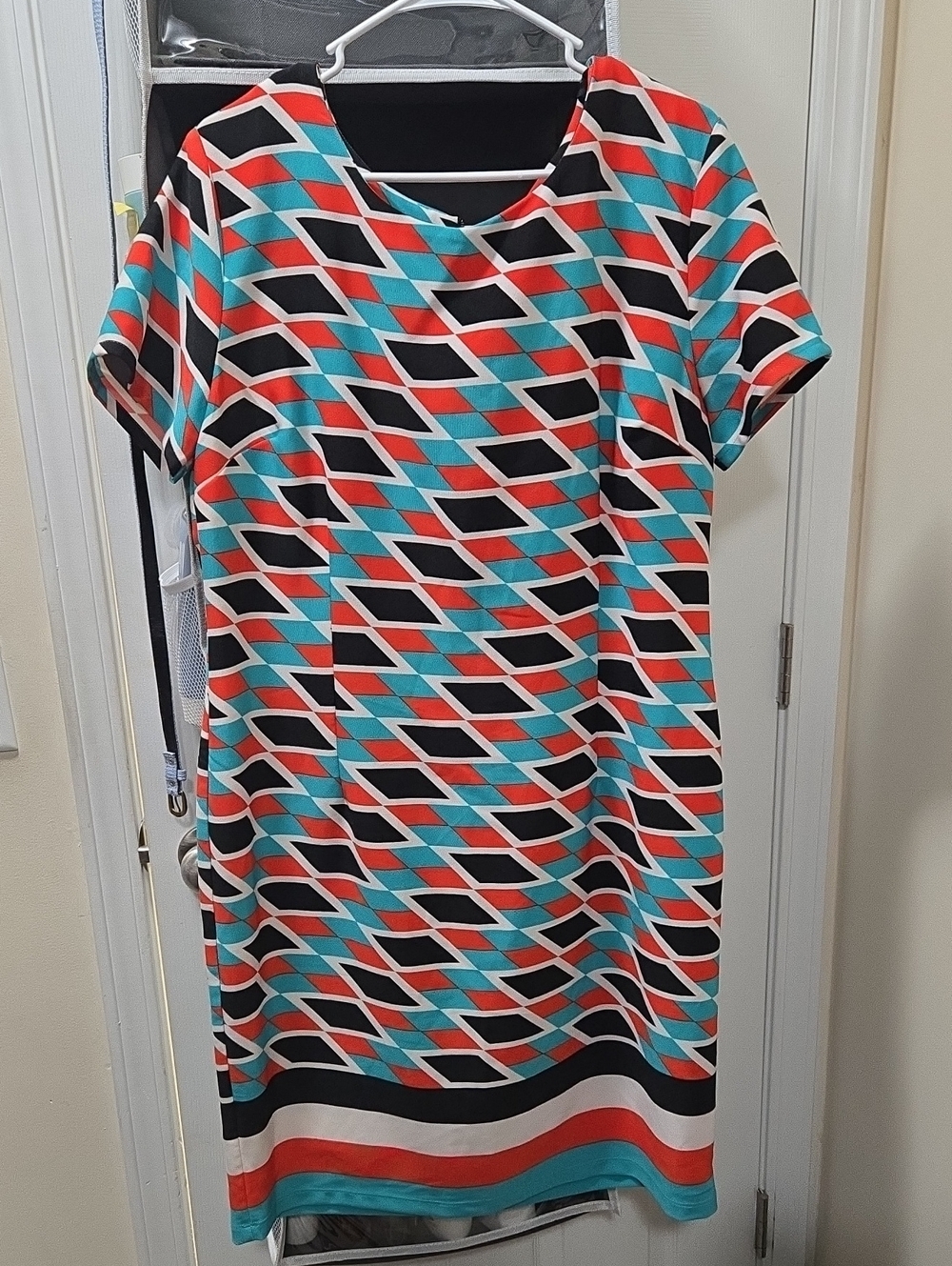 Geometric Shift-Pattern Short Sleeve Dress in Teal, Coral & Black
